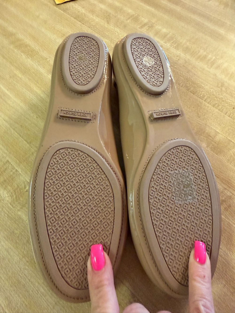 Tory Burch Nude Patent Leather Logo Ballet Flats - Picture 3 of 6
